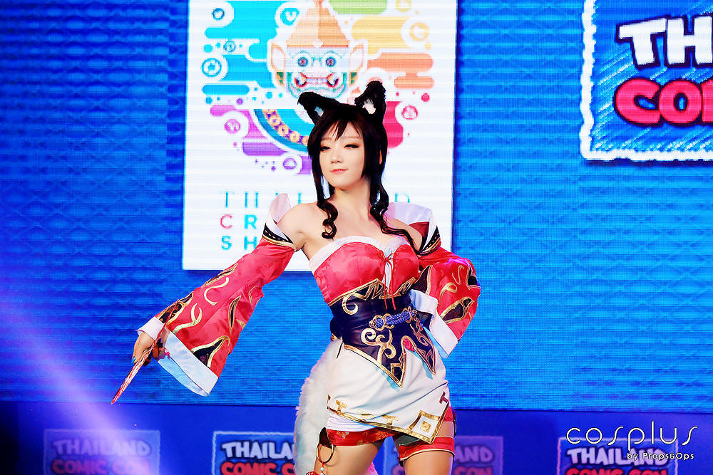 Scoop | เปิดงาน Thailand Comic Con 2016 และสัมภาษณ์ Guest Cosplayers ระดับโลกทั้ง 5